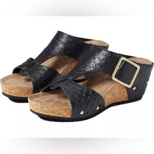 Walking Cradles Women's Black Thea Sandals